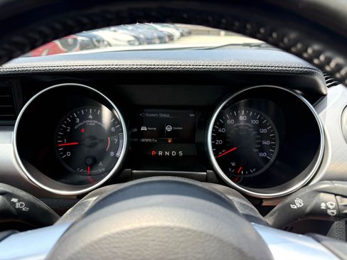 Used 2019 Ford Mustang Premium image 10