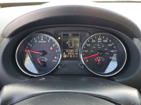 Used 2013 Nissan Rogue S image 13