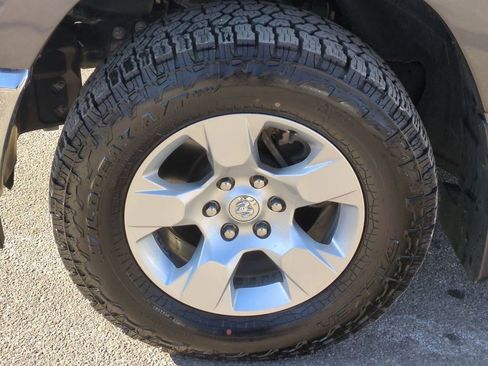 Used 2019 RAM 1500 Big Horn image 10