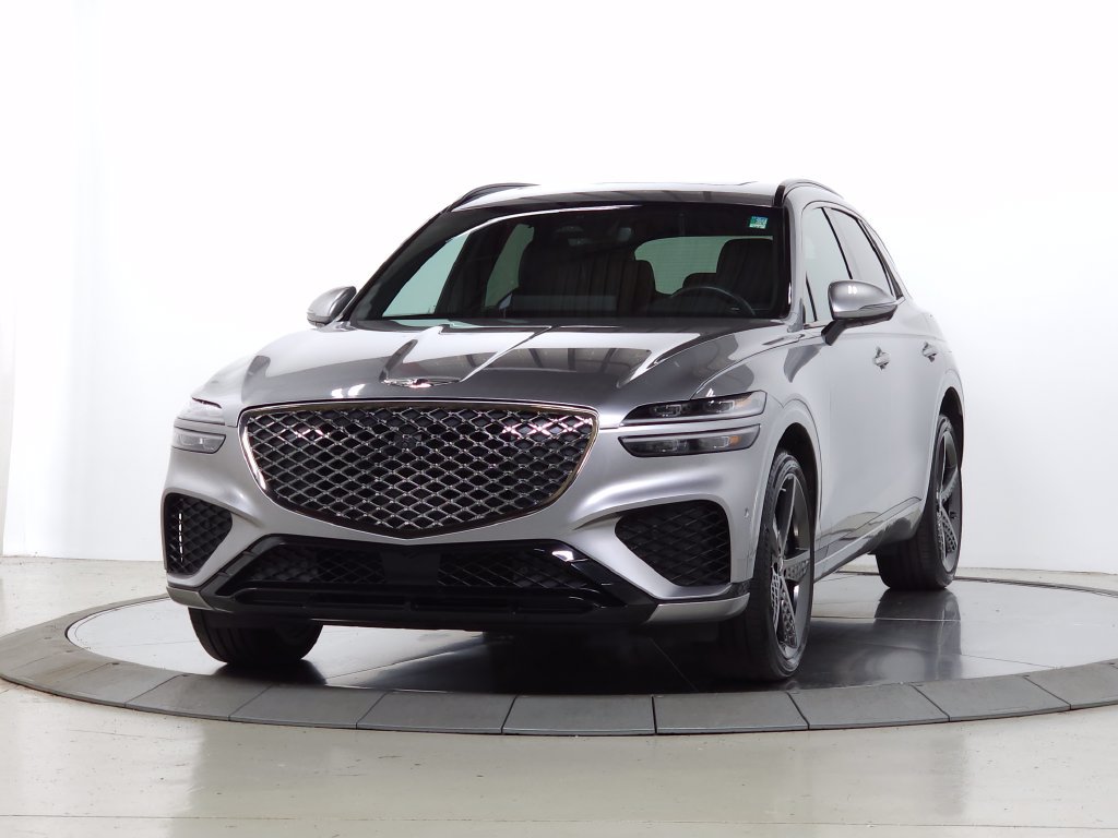 Used 2024 Genesis GV70 2.5T w/ Sport Prestige Package AWD/4WD image 3