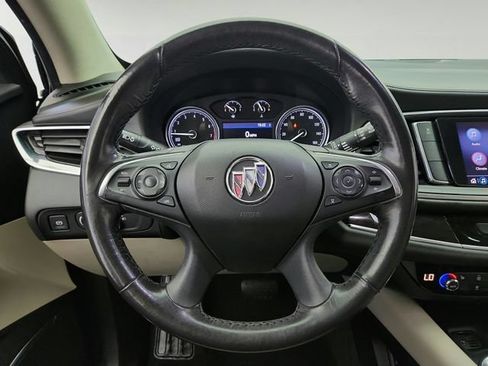 Used 2020 Buick Enclave Essence FWD image 13