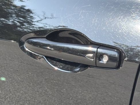 Used 2024 Nissan Kicks SV FWD image 11