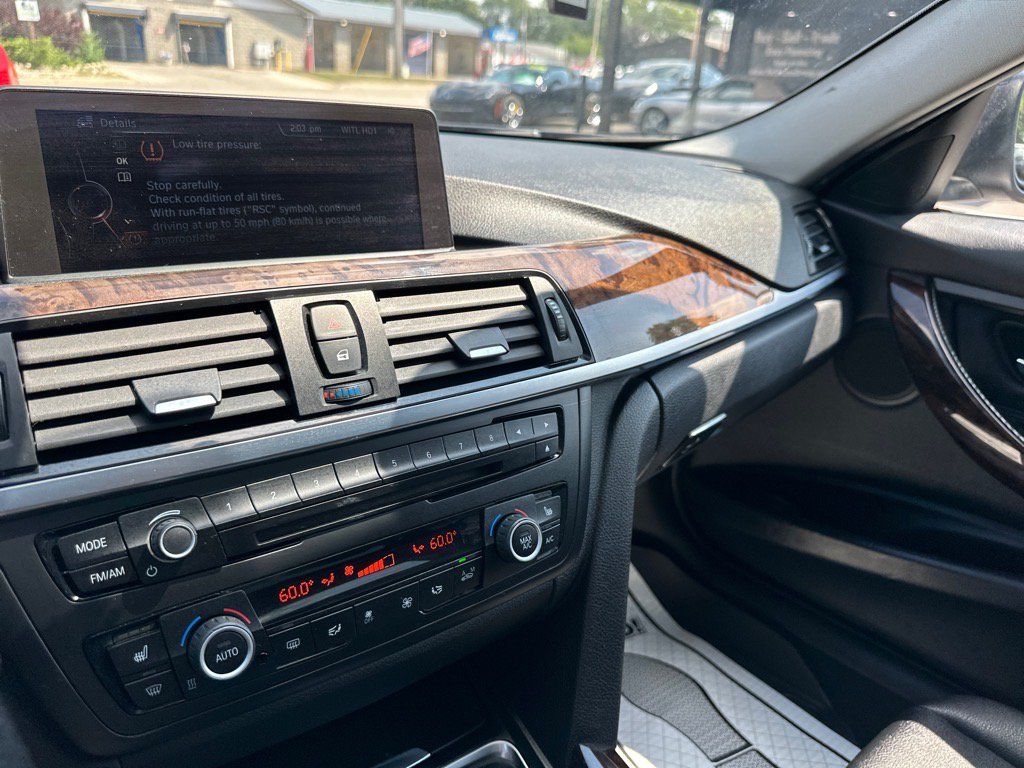 Used 2015 BMW 328i xDrive Sedan AWD/4WD image 31
