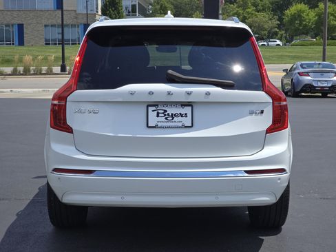 Used 2025 Volvo XC90 B6 Plus AWD/4WD image 6