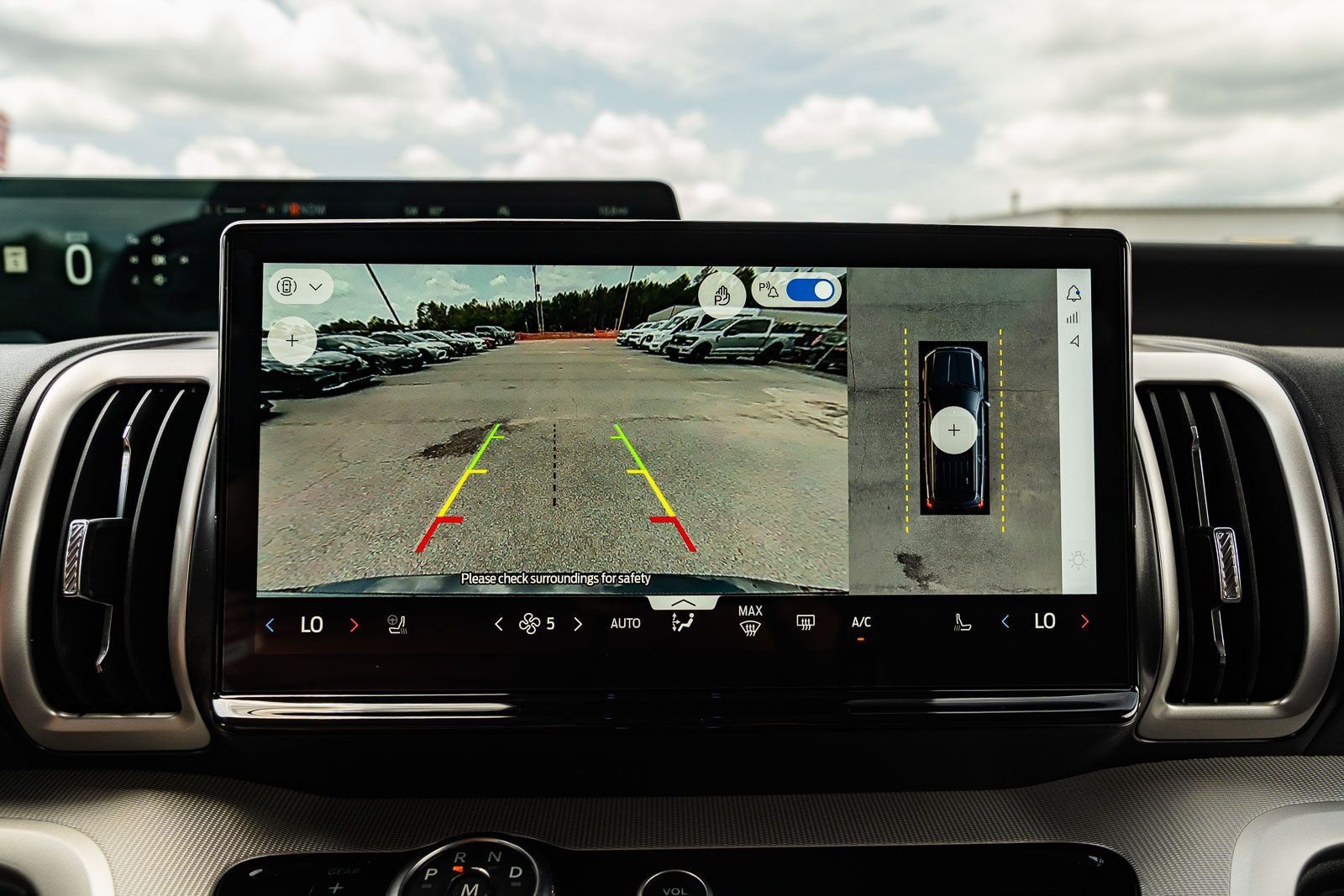 New 2026 Ford Expedition Active RWD image 31