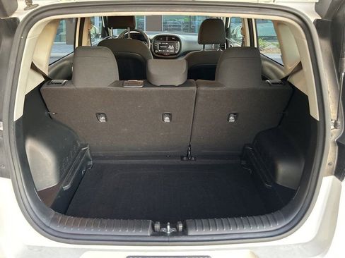 Used 2024 Kia Soul LX w/ Option Group 015 image 13