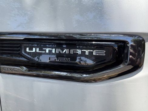 Used 2025 GMC Sierra 1500 Denali Ultimate AWD/4WD image 4