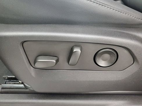 Used 2023 GMC Sierra 1500 SLT w/ SLT Premium Plus Package image 29