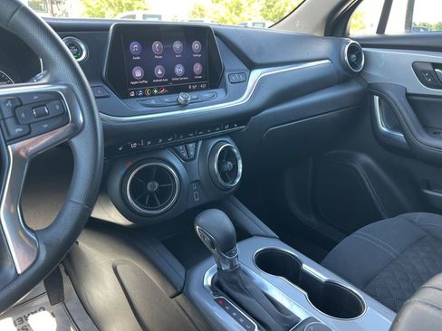 Used 2022 Chevrolet Blazer LT FWD image 33