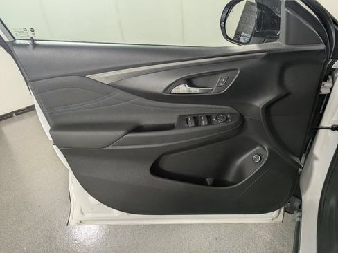 Used 2024 Buick Envista Sport Touring w/ Convenience II Package FWD image 14