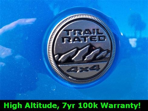 Certified 2022 Jeep Gladiator Overland image 12