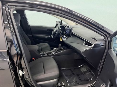 Used 2023 Toyota Corolla LE FWD image 8