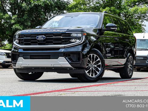 Used 2025 Ford Expedition Platinum AWD/4WD image 3