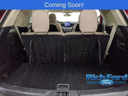 Certified 2022 Ford Explorer XLT w/ Equipment Group 202A image 19