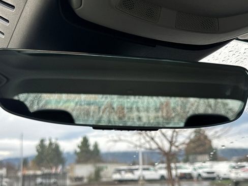 Used 2024 Volvo S60 B5 Plus image 24