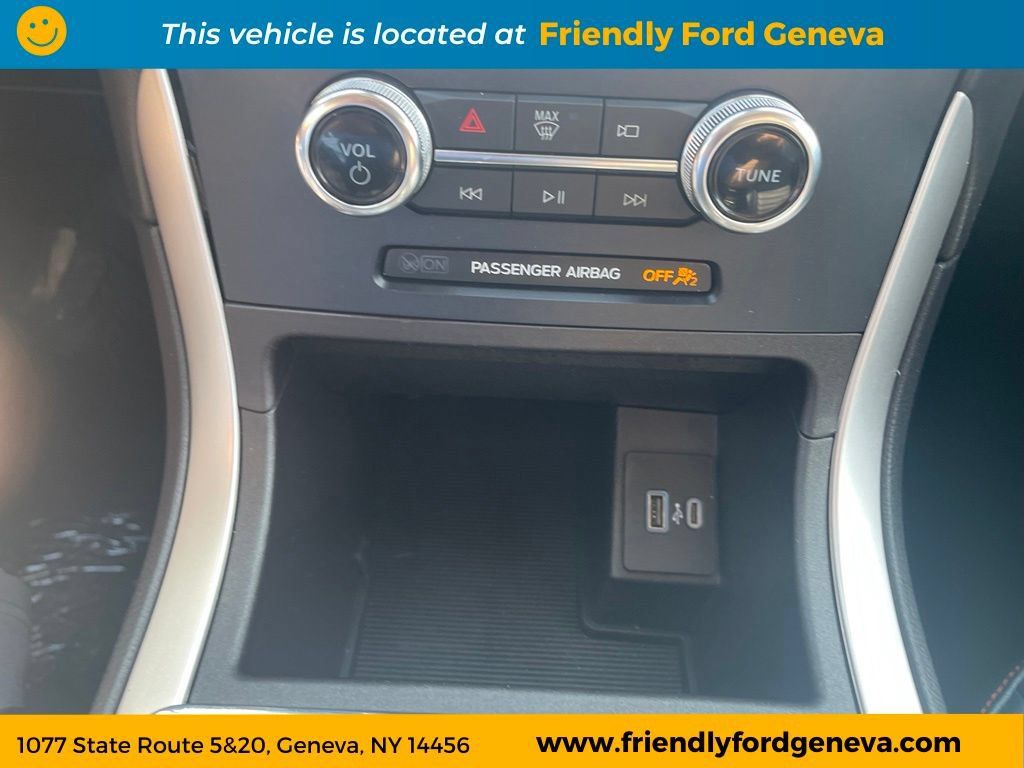 Used 2023 Ford Edge SEL w/ Sport Appearance Package AWD/4WD image 23