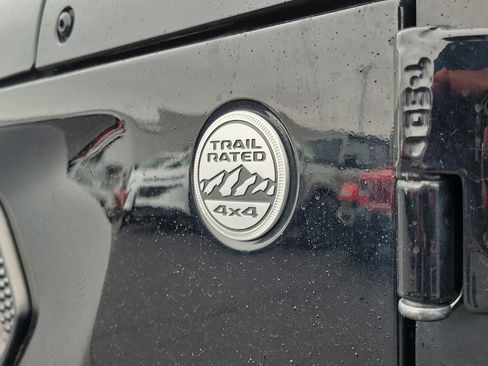 Used 2020 Jeep Wrangler Sport image 15