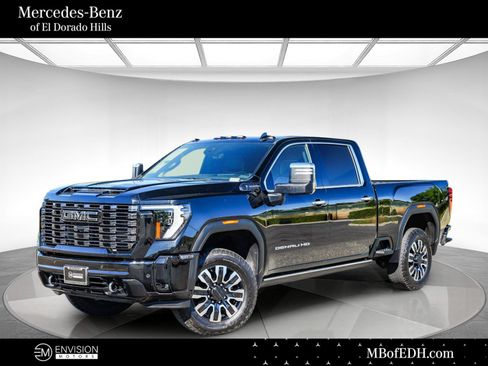 Used 2025 GMC Sierra 2500 Denali Ultimate w/ Snow Plow Prep/Camper Package AWD/4WD image 1