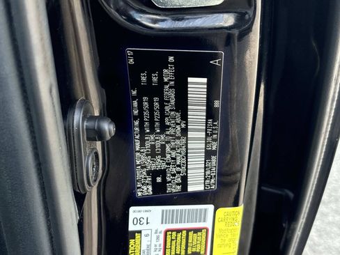 Used 2017 Toyota Sienna SE Premium FWD image 28