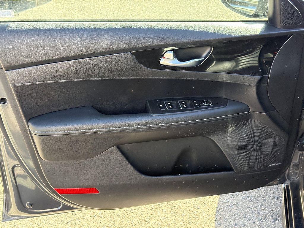 Used 2024 Kia Forte GT-Line w/ GT-Line Premium Package FWD image 22