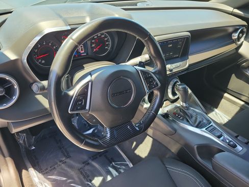 Used 2019 Chevrolet Camaro LT RWD image 18