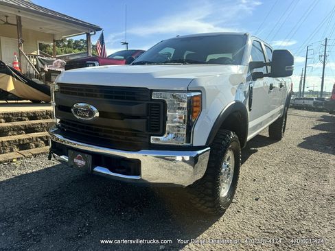 Used 2017 Ford F250 XL w/ Power Equipment Group AWD/4WD image 3