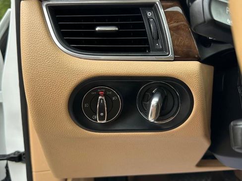 Used 2015 Porsche Macan S image 28