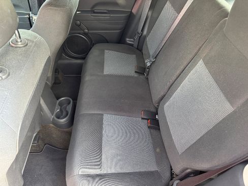 Used 2016 Jeep Patriot Sport AWD/4WD image 14