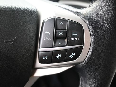 Used 2022 Ford Explorer XLT w/ Equipment Group 202A AWD/4WD image 20