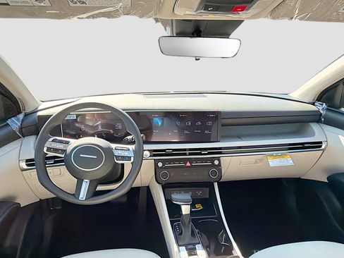 New 2026 Hyundai Tucson SEL image 16