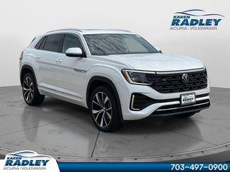 Certified 2024 Volkswagen Atlas Cross Sport SEL Premium R-Line AWD/4WD video 1