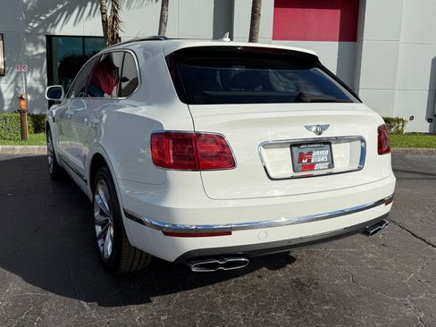 Used 2020 Bentley Bentayga image 15