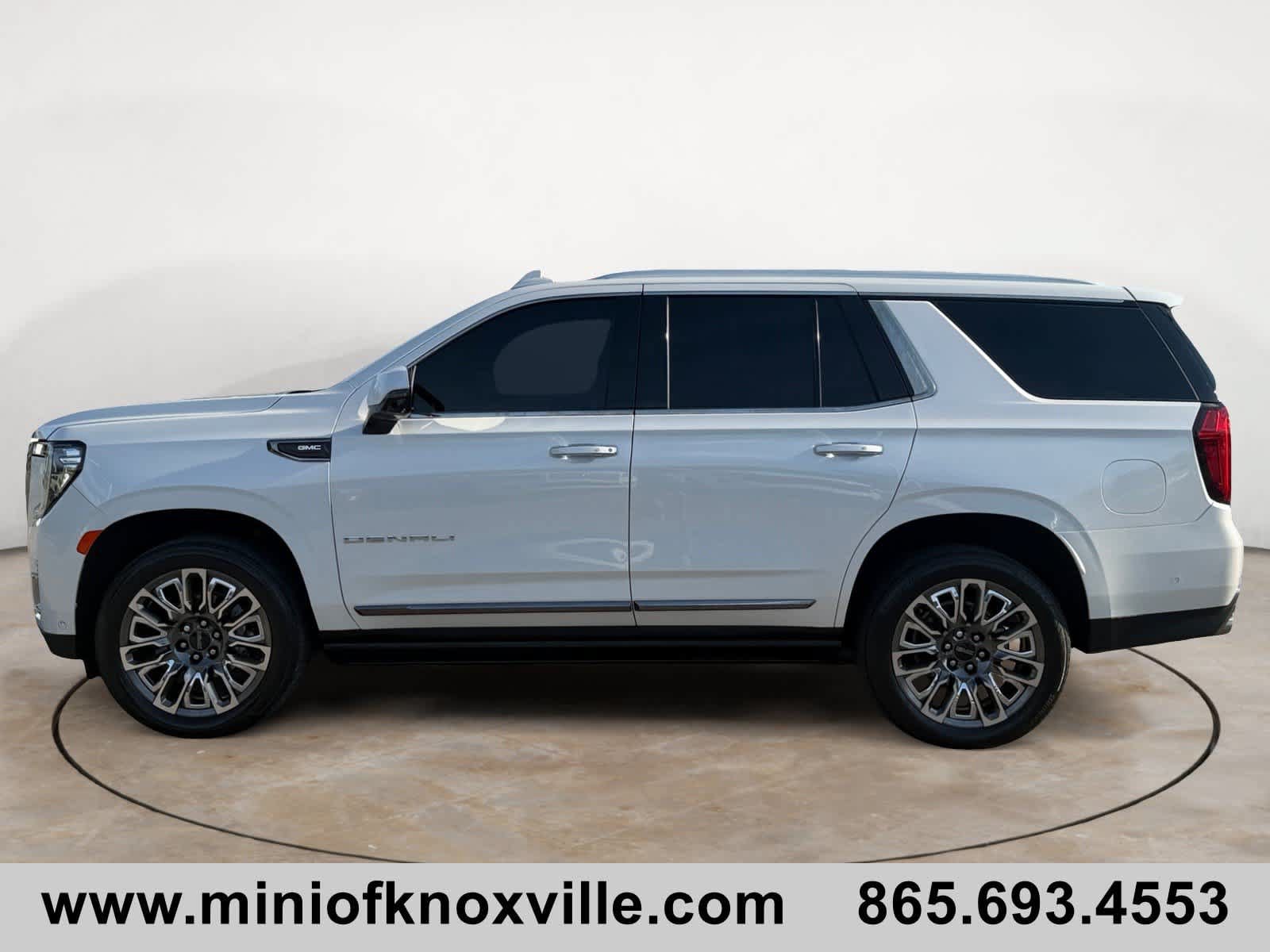 Used 2024 GMC Yukon Denali Ultimate AWD/4WD image 6