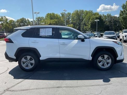 Used 2025 Toyota RAV4 XLE AWD/4WD image 7
