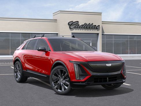 New 2025 Cadillac Lyriq Sport image 7