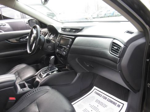 Used 2018 Nissan Rogue AWD image 8