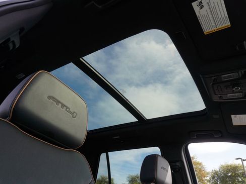 Certified 2024 GMC Yukon AT4 w/ AT4 Premium Plus Package image 14