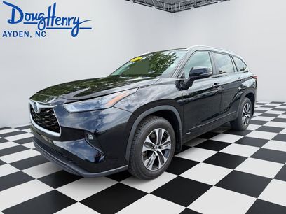 Used 2023 Toyota Highlander XLE