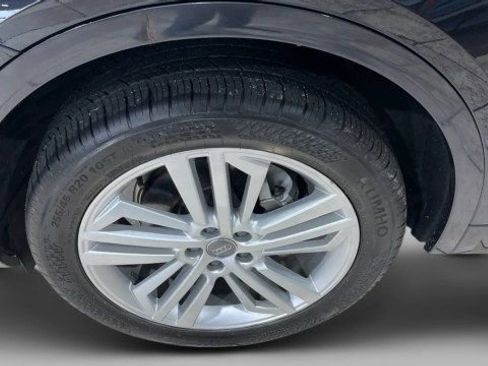Used 2020 Audi Q5 Prestige image 24