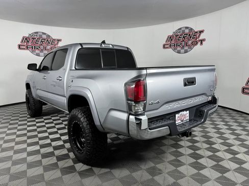 Used 2016 Toyota Tacoma SR5 w/ SR5 Appearance Package (SN) AWD/4WD image 5