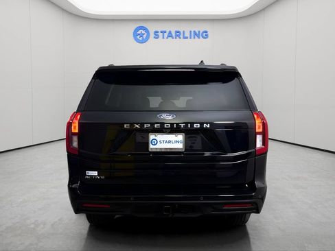 Used 2026 Ford Expedition Active RWD image 7