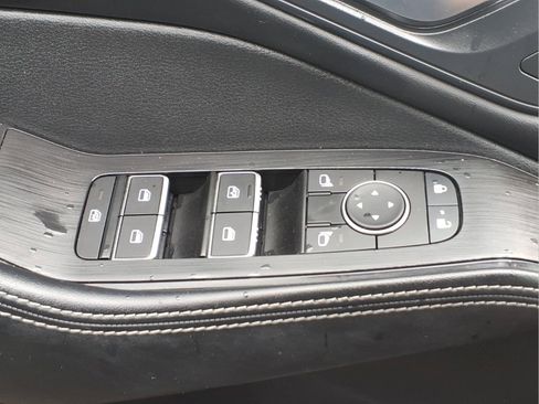 Certified 2025 Nissan Rogue SL w/ Tech Package AWD/4WD image 26