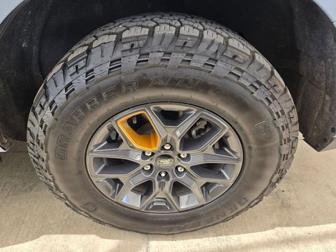 Used 2025 Ford Expedition Tremor AWD/4WD image 5
