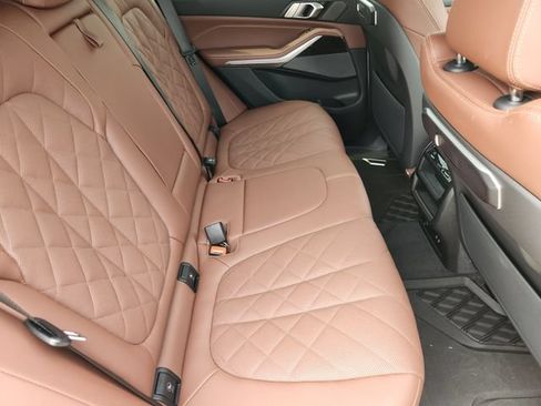 Used 2025 BMW X5 sDrive40i w/ M Sport Package RWD image 31