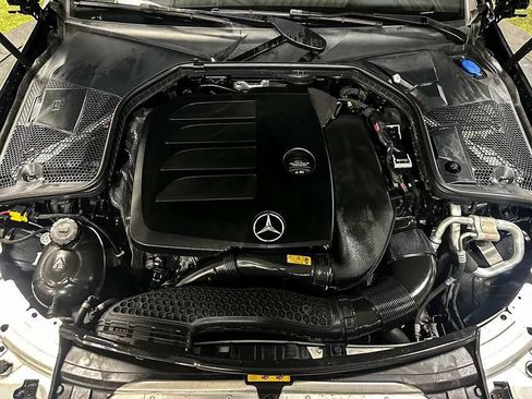 Used 2022 Mercedes-Benz C 300 Cabriolet image 40