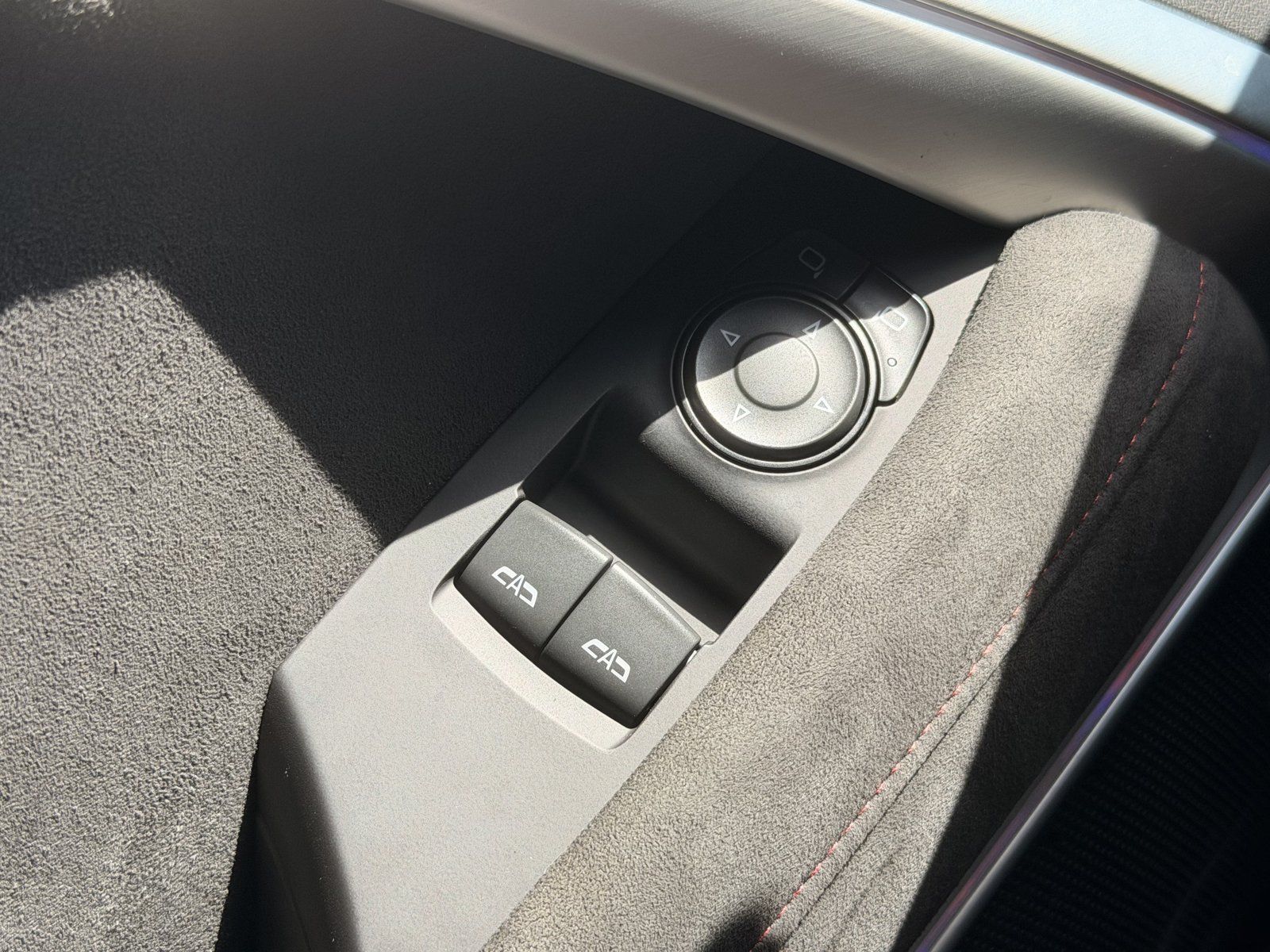 Used 2017 Chevrolet Camaro ZL1 RWD image 18