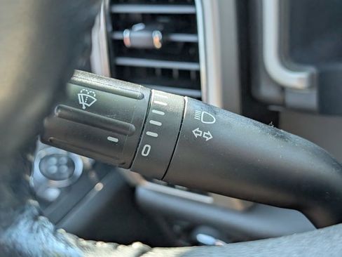 Used 2022 Ford F250 Lariat w/ Lariat Ultimate Package image 25