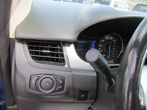 Used 2013 Ford Edge SEL FWD image 13