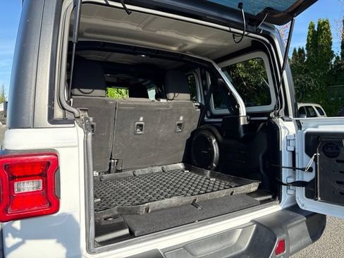 Used 2018 Jeep Wrangler Unlimited Sport S AWD/4WD image 15