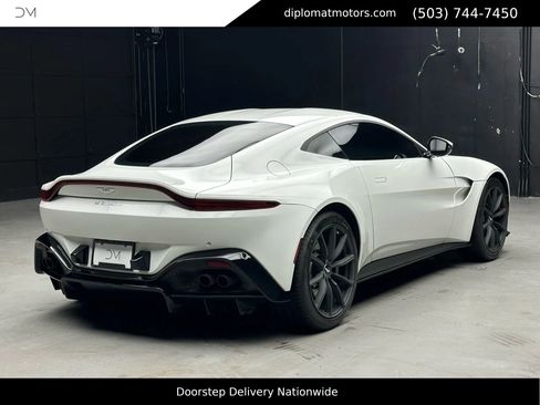 Used 2020 Aston Martin V8 Vantage Coupe image 6
